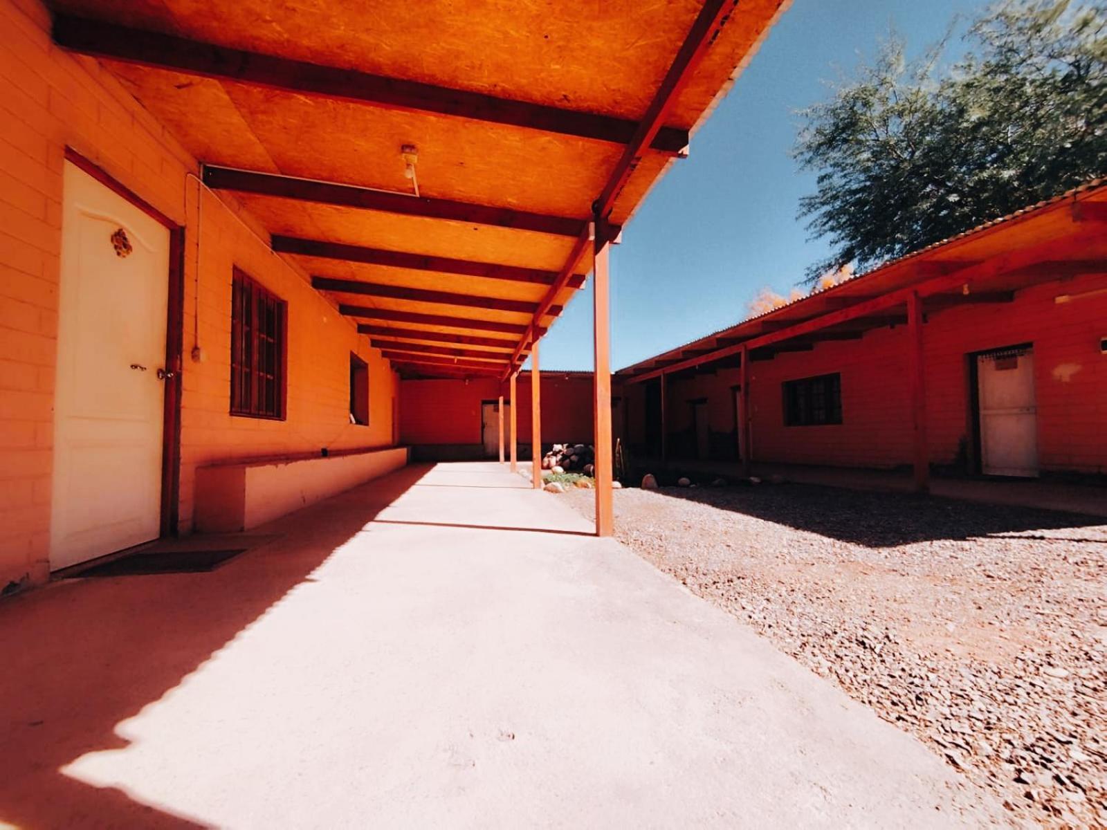 Гостевой дом Suri Atacama - Eco H&T Сан-Педро-де-Атакама Экстерьер фото